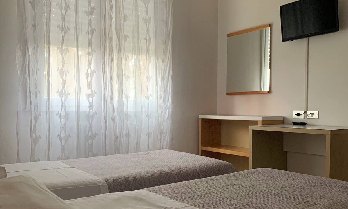 Buon Pastore-Sant'Agnese-San Damaso Hotel | Albergo Moderno