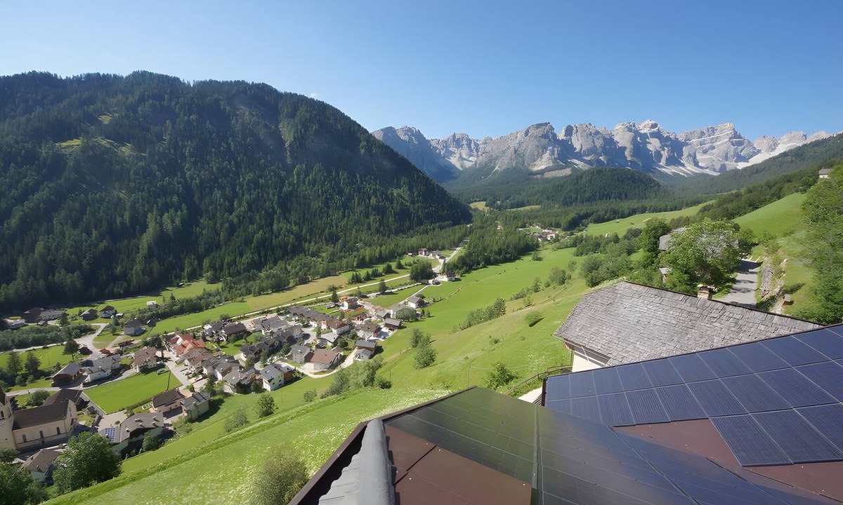 Longiaru Apartment | Apartment 'Agriturismo Grones' with Mountain View, Shared Terrace and Wi-Fi