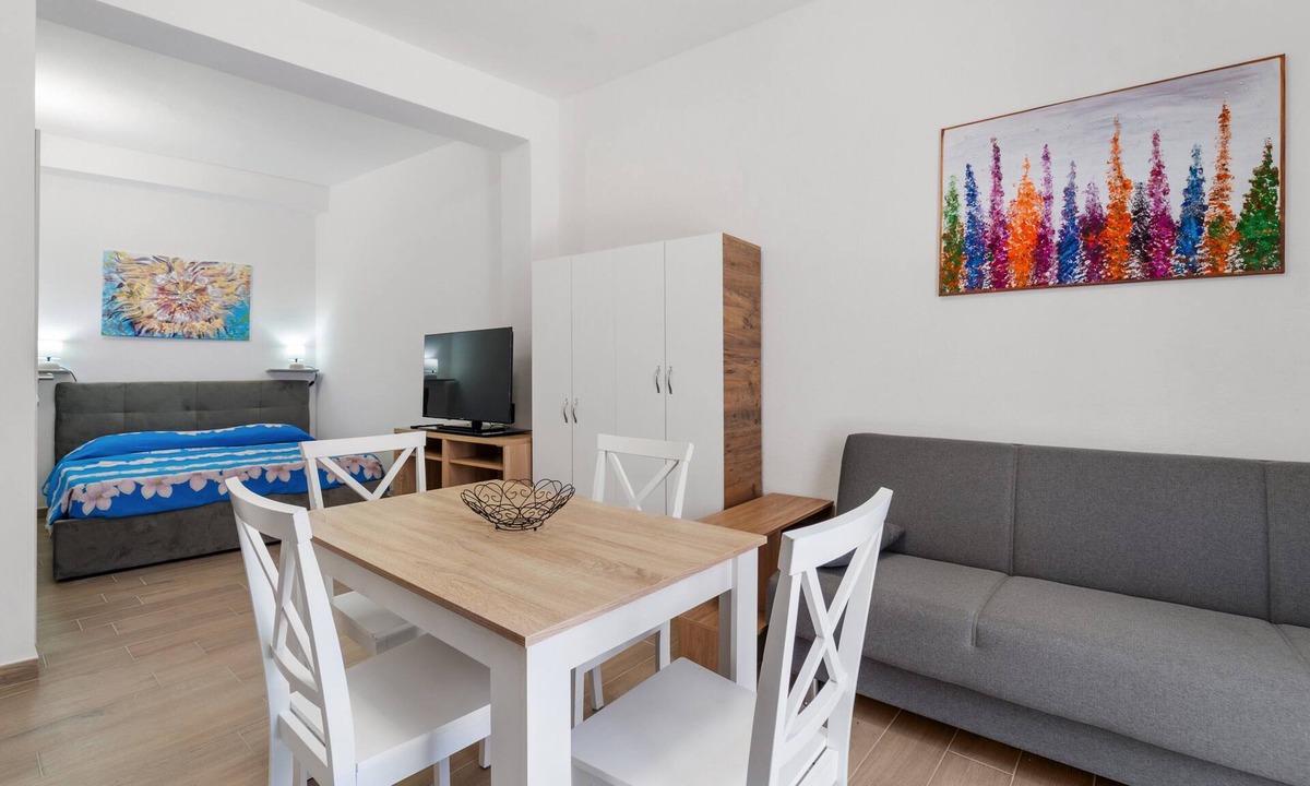 Teulada Apartment | Apartment 'Casa Leone' with Air Conditioning
