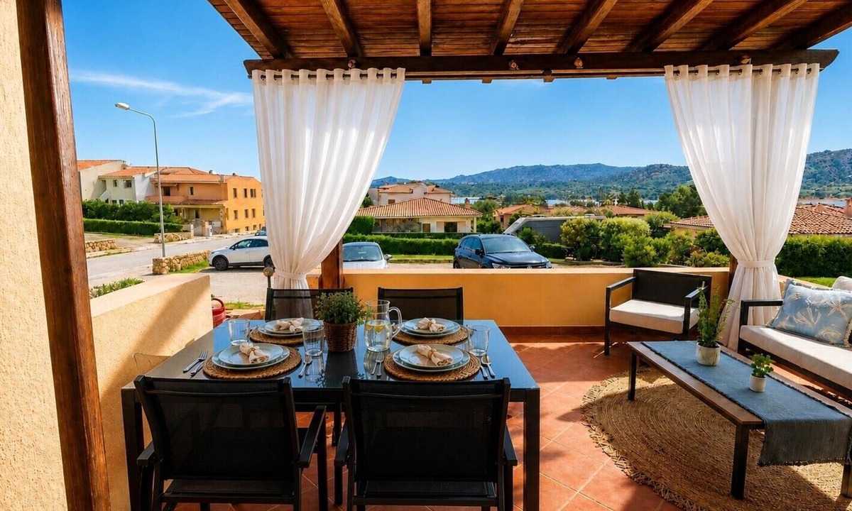 Cannigione Apartment | Apartment 'Sole' with Sea View, Private Terrace and Air Conditioning