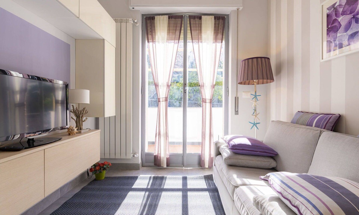 Borghetto Santo Spirito Apartment | Beautiful apartment for 3 guests with A/C, WIFI, TV and balcony