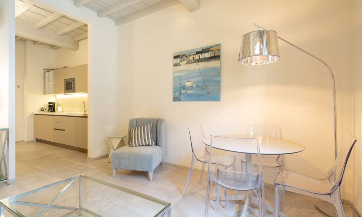 Duomo Apartment | Carapelli 4 Fabulous apartment for up to four guests