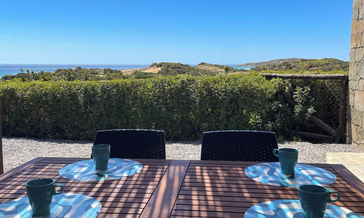 Chia Villa | Casa Bithia, WOW effect, a patio one step away from the sea, dunes and greenery
