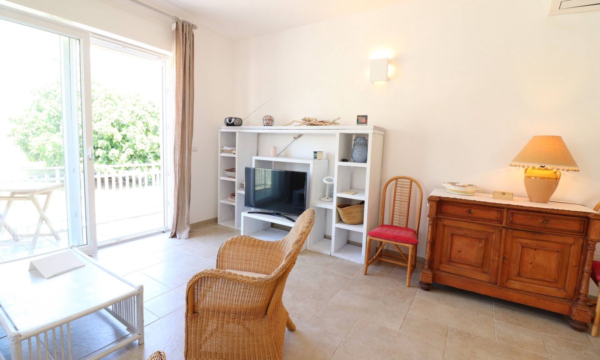 Lecce House | Casa Paola — Modern Comfort and Castle Views in the Heart of Otranto