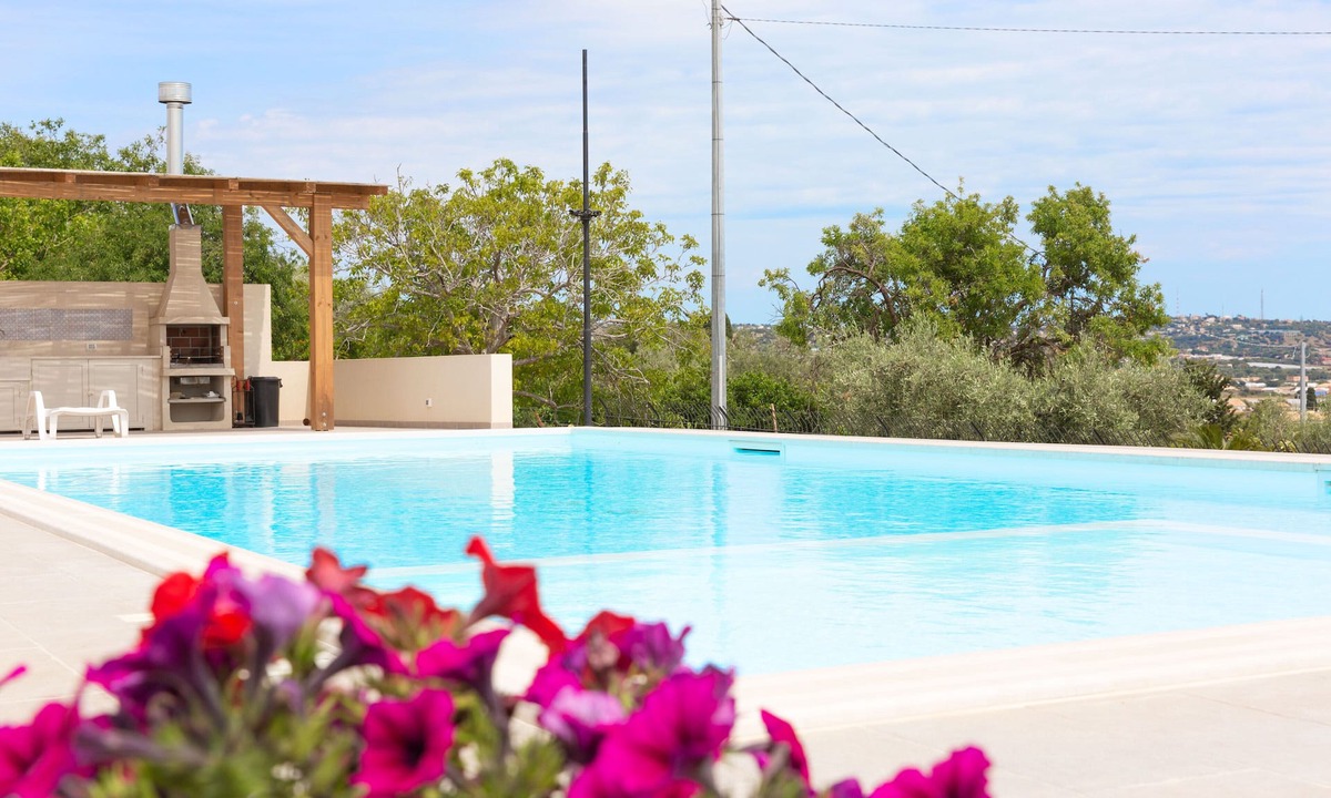 Donnalucata Villa | Cheerfulness, Emotions Baron house