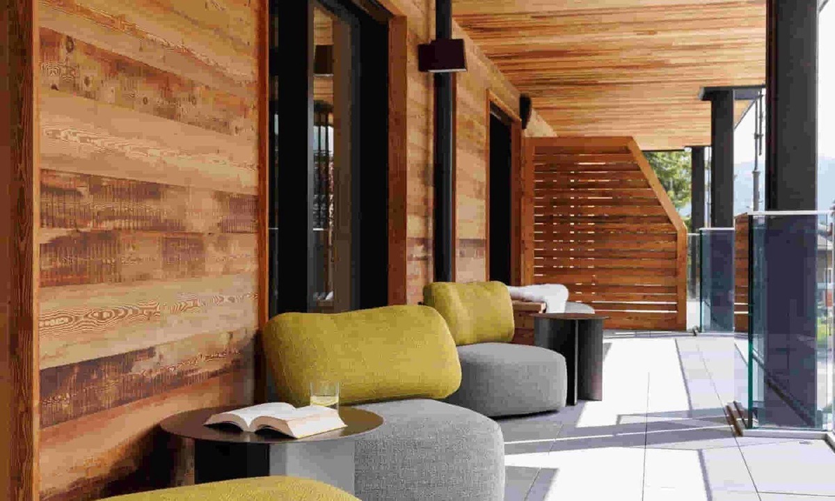 Palu Condo | Chic 2 Bedroom condo in Madonna di Campiglio W/Hot tub & Sauna. PET FREE ZONE!