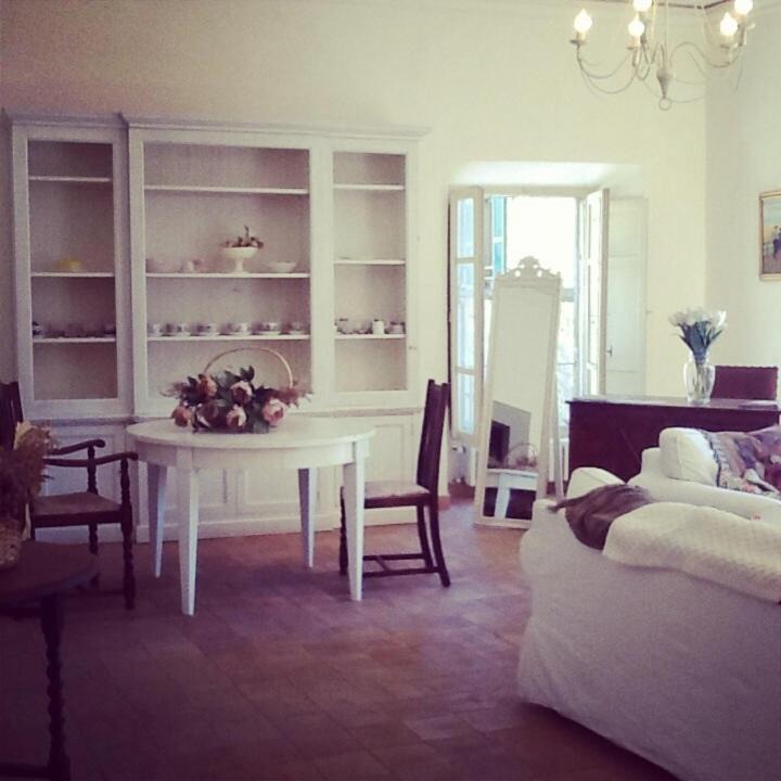 Viterbo House | Clockwise