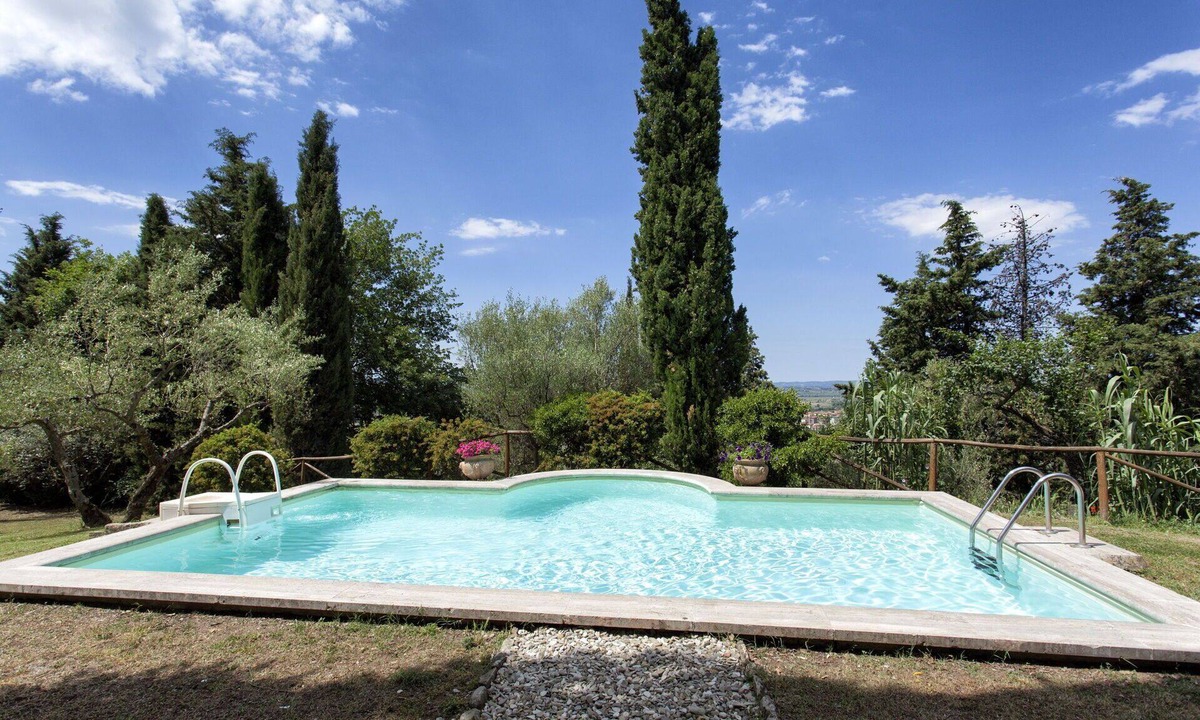 Cortona Apartment | Cosy apartment for 6 people with pool, WIFI, A/C, TV and panoramic view