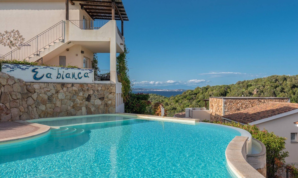 Baja Sardinia Apartment | Elegant Residence Ea Bianca 2 Bedroom with Sea View - Extra Bed available