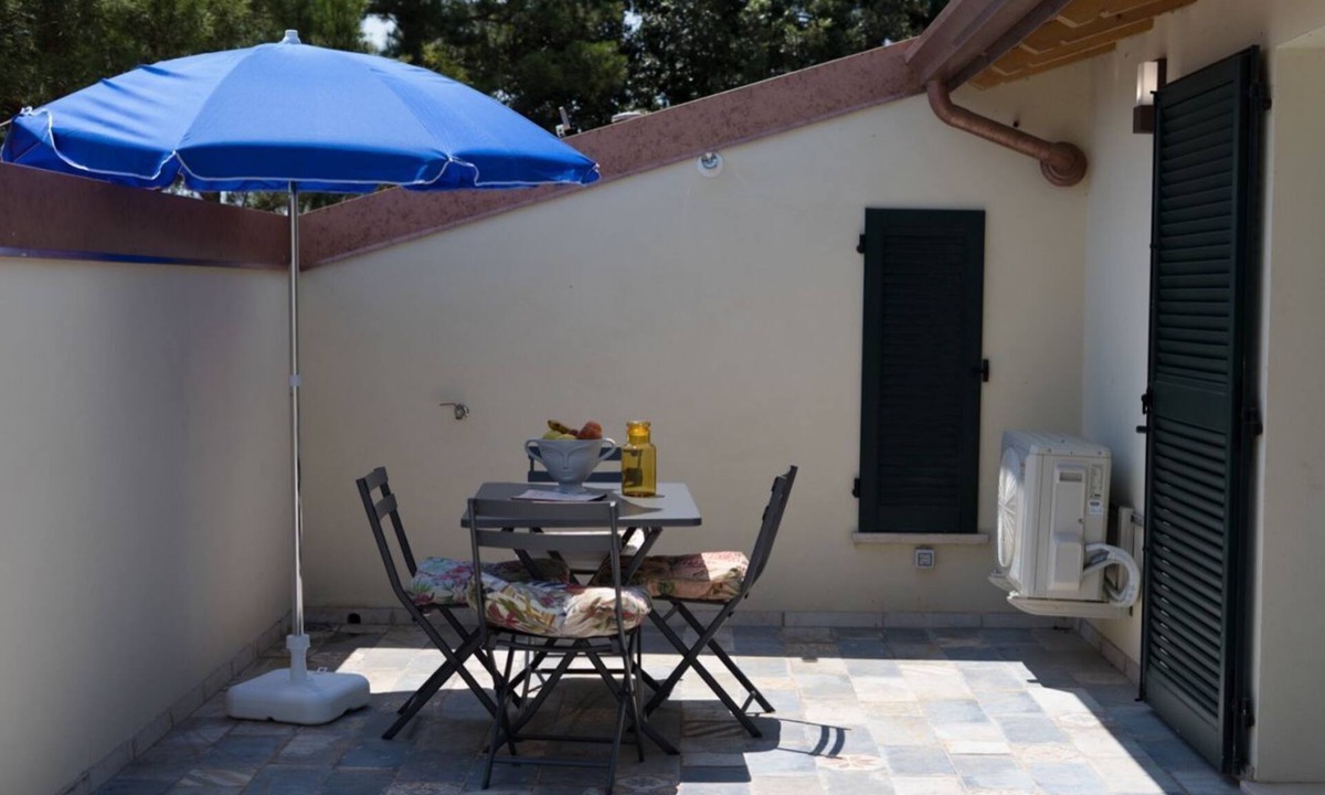 Cordigliano Apartment | GuestHost - Cozy studio apartment perfect for two people, located in a shared villa in the hilly Umbrian countryside. We are in the Ponte Rio hamlet, an extremely quiet and relaxing area in which to stay in close contact with nature but at the same time