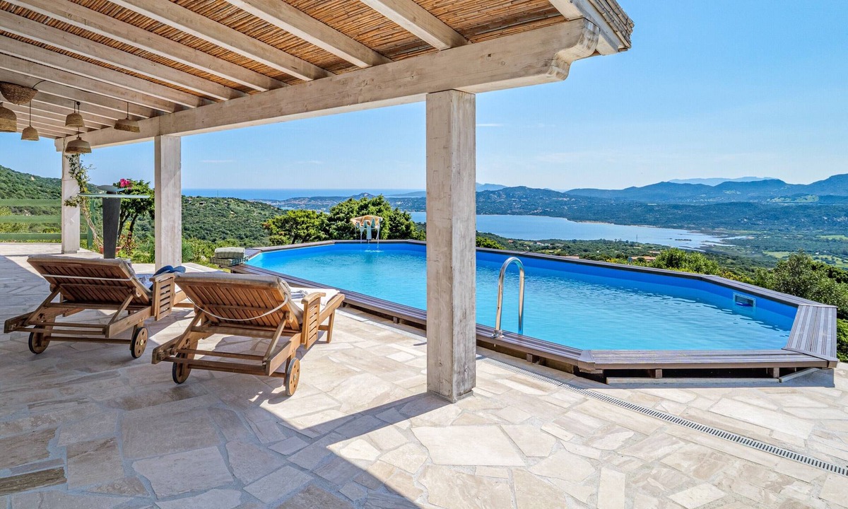 Olbia House | Holiday Home 'Bellavista' with Sea View, Private Terrace, Wi-Fi & A/C