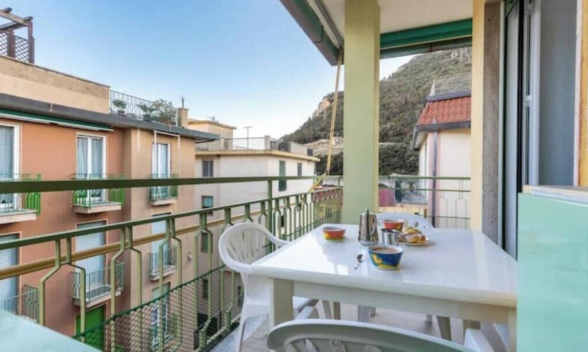 Finalborgo Apartment | Hostdomus - Borealis Suite