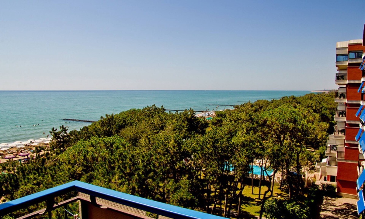 Porto Santa Margherita Hotel | Hotel Oliver