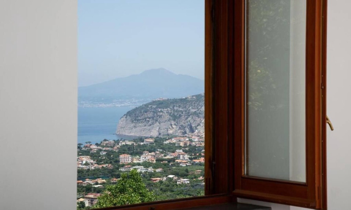 Sant'Agnello Bed & Breakfast | L' ARANCIO IN FIORE