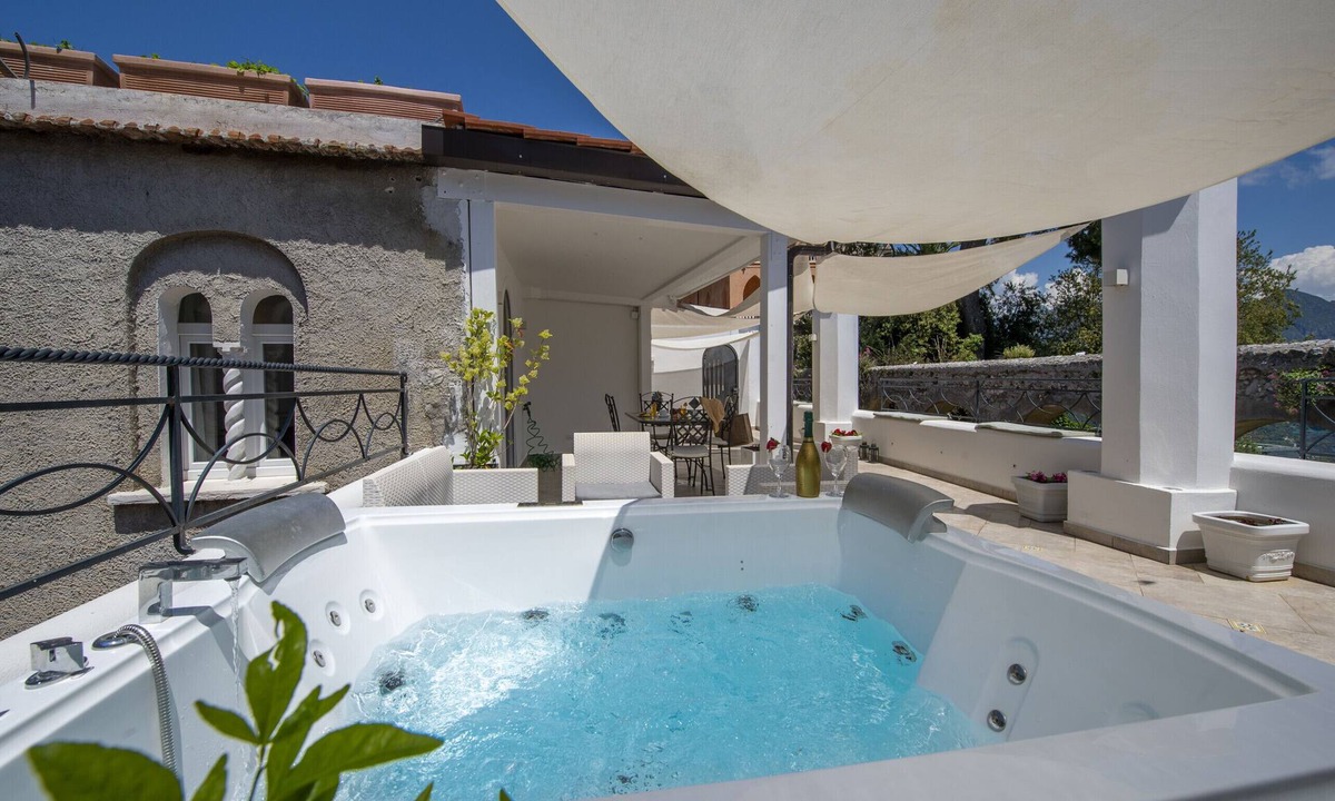 Ravello House | Le Suites Della Principessa- Apartment in the heart of Ravello