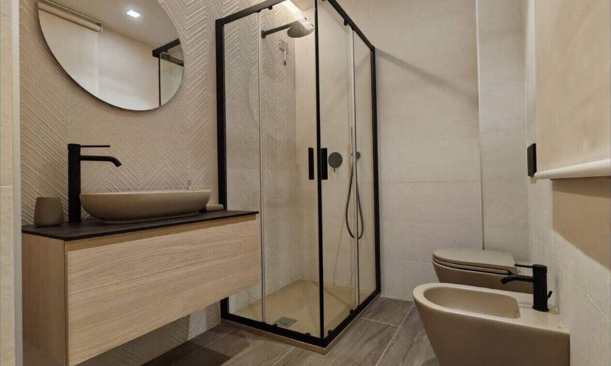 Vernazzano Basso Apartment | Modern and cozy suite for couples and families "Calliope"
