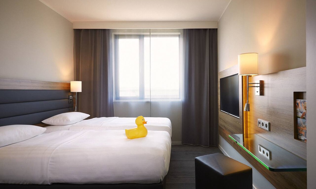 Novegro Hotel | Moxy Milan Linate Airport