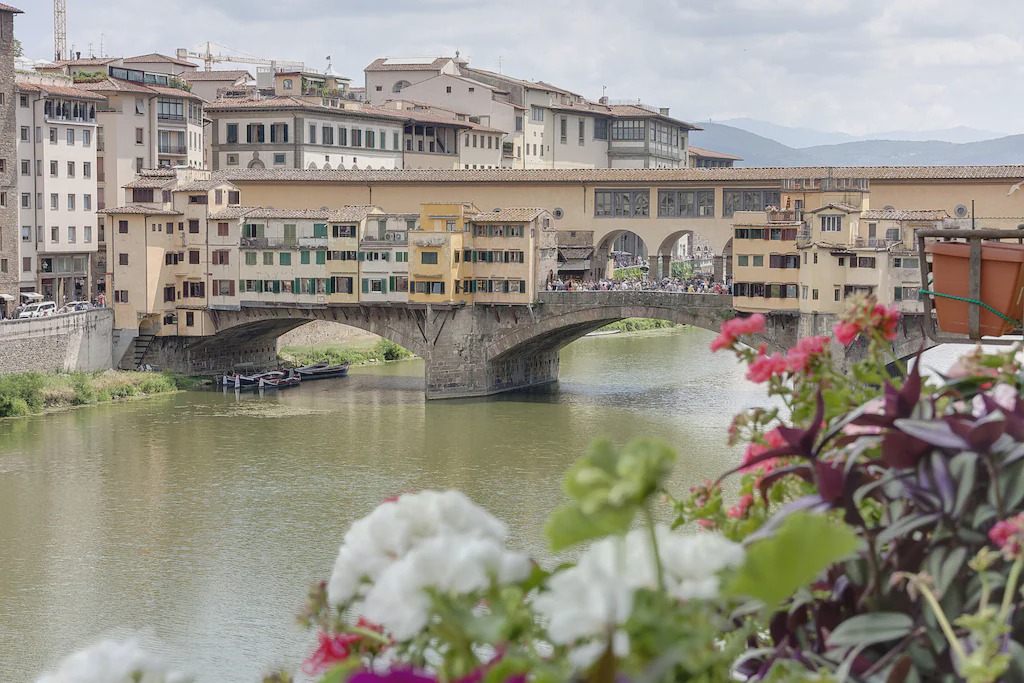 San Niccolo Apartment | Romantic Ponte Vecchio View