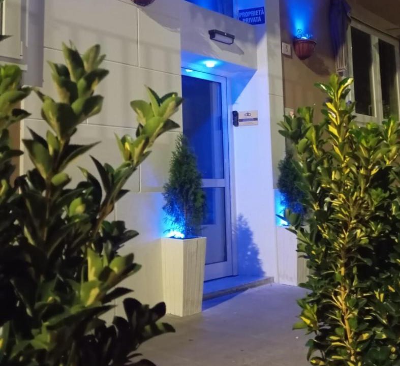 Novegro House | Sir Lyndon Prestige Linate