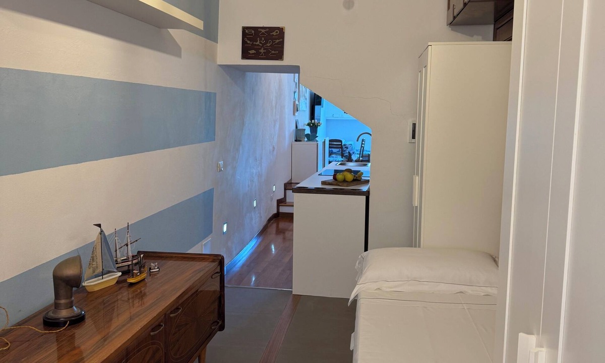 Portovenere Apartment | Studio Apartment with Sea View in the seaside village of Portovenere in the Gulf of Poets