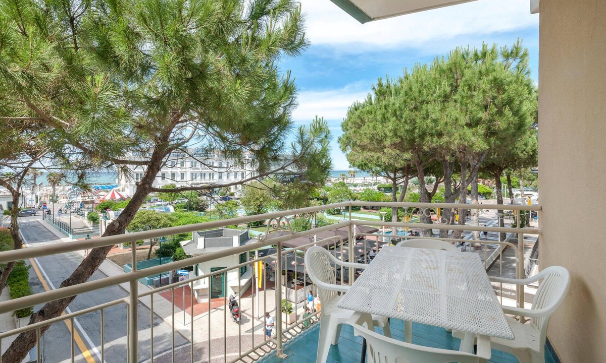 Cattolica Apartment | Stunning apartment in Cattolica with WiFi