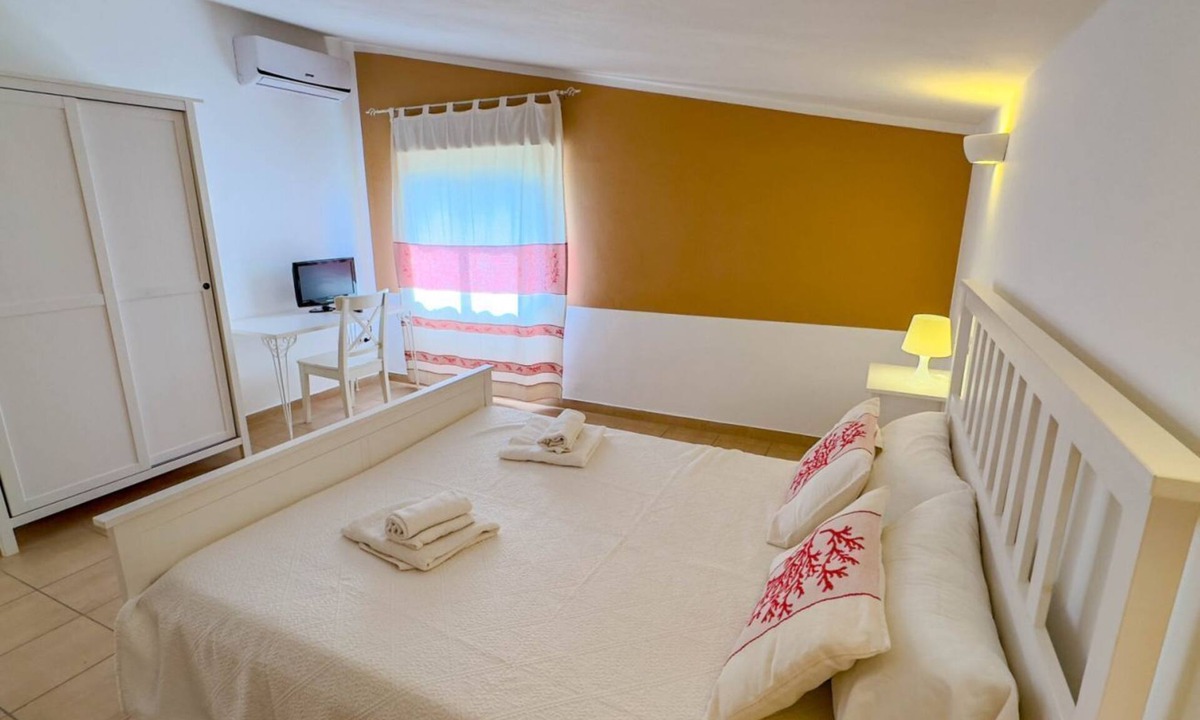 Bosa Marina Apartment | Su Recreu 'E Mare 301- Double room