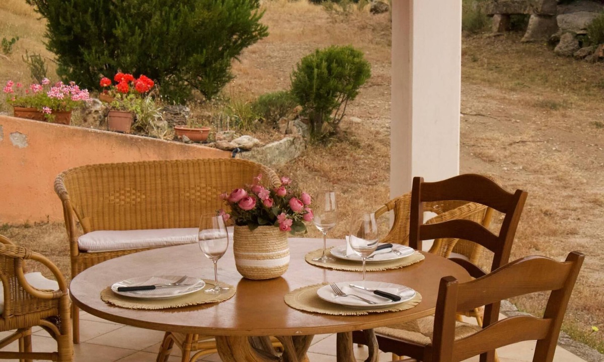 Calangianus House | Villa Cunconi: A unique panorama between the mountains and the sea