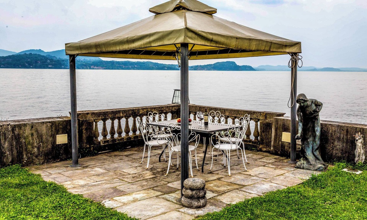 Verbania Apartment | Villetta Romantica: Biancaneve by Lago Reisen