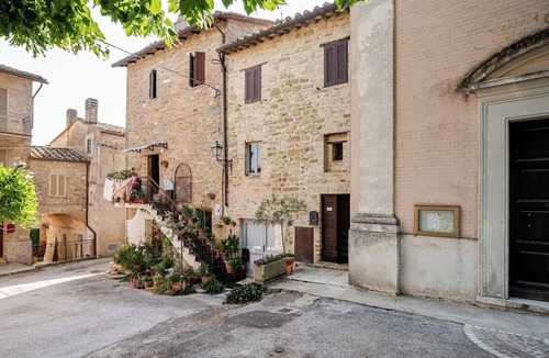 Civitella Benazzone Apartment | A wonderful apartment in a traditional village in the heart of Umbria