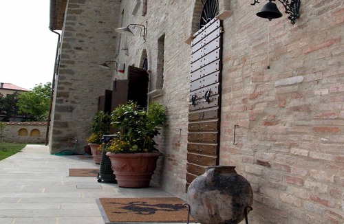 Piosina House | Altes Kloster und eleganter Landsitz by Interhome