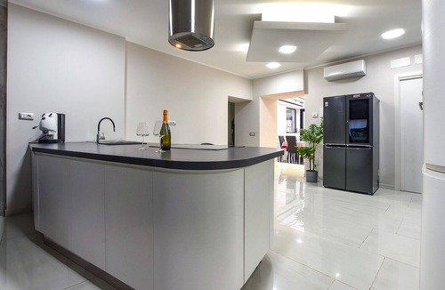 Cibali House | Amazing home in Catania with private swimming pool, can be inside or outside