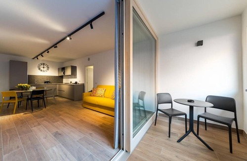 Nago-Torbole Apartment | Apartment 'Boutique Blue' with Balcony, Wi-Fi and Air Conditioning