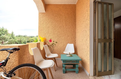 Olmedo Apartment | Apartment 'Casa Melody' with Balcony