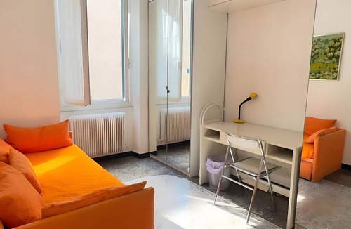 Albaro Apartment | Apartment 'House Fede' with Sea View and Wi-Fi