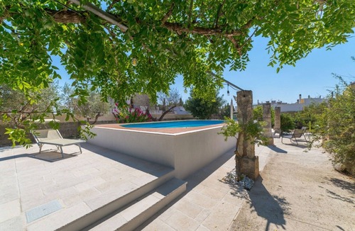 Specchia Villa | Apartment 'Masseria De Donno - Mandorlo' with Shared Pool, Wi-Fi and Air Conditioning