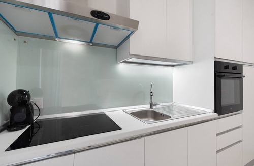 Marsala Apartment | Apartment 'Palazzo Tilde - 1 A' with Sea View, Wi-Fi and Air Conditioning