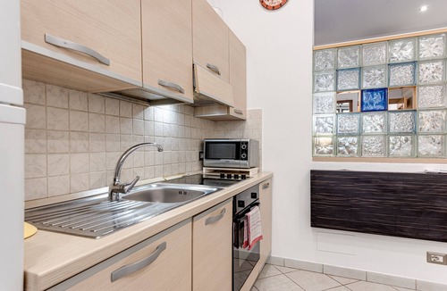 San Jacopino Apartment | Apartment 'Sweet In Florence' with Wi-Fi and Air Conditioning