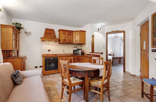 Pila Apartment | Apartment 'Trilocale 3' with Mountain View, Shared Terrace, and Wi-Fi