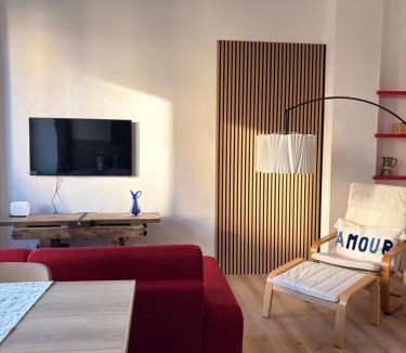 Olgiate Comasco Apartment | Appartamento con vista su Brunate