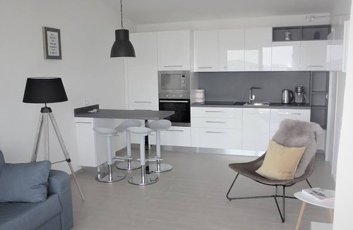 Cannigione Apartment | Atemberaubendes Familien-Penthouse mit Meerblick by Interhome