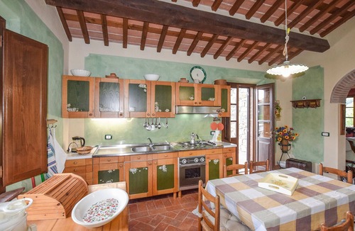Barga House | Awesome home in Barga