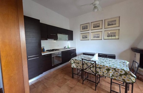 Quercianella Apartment | Beachside Villa