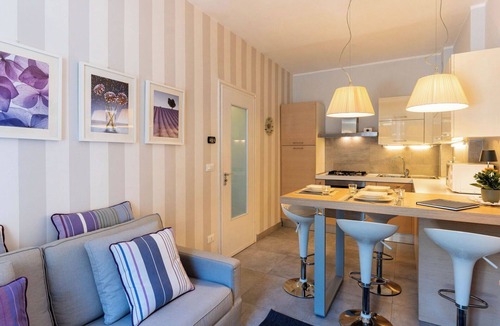 Borghetto Santo Spirito Apartment | Beautiful apartment for 3 guests with A/C, WIFI, TV and balcony