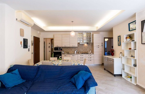 Ceriale Apartment | Beautiful apartment for 6 people with A/C, WIFI and terrace