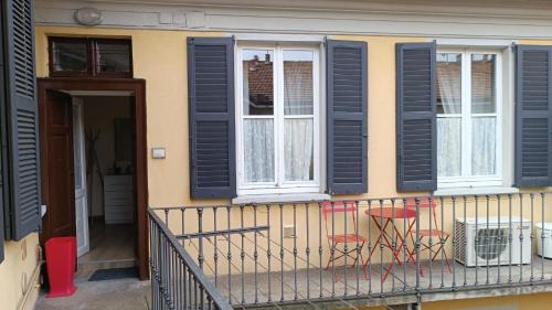 Como Apartment | Beautiful bohemian apartment in the center with balcony, air conditioning and free private parking