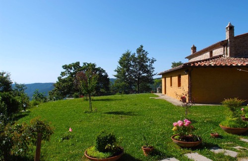Cortona Villa | Beautiful private villa for 9 guests with WIFI, private pool, TV, veranda and pets allowed