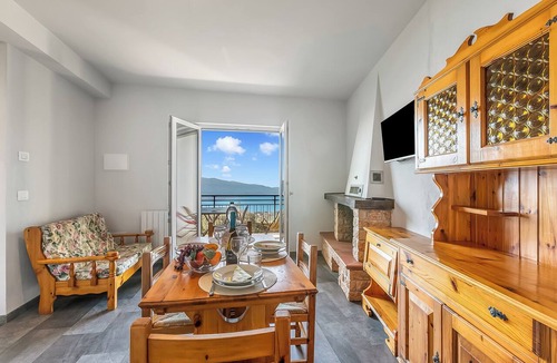 Campi Apartment | Bellevue Modern Apartment 8, Tremosine, Italy