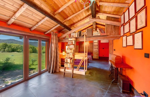 Casaleggio Boiro Cabin | Casa di Caccia Cabin with Mountain View, Wi-Fi, and Air Conditioning