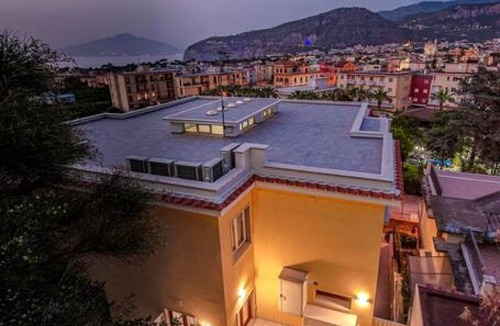 Sant'Agnello Apartment | Casa Evelina – Jr Suite | Elegance, relaxation & private pool in Sant’Agnello