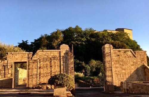 Massa Marittima Hotel | Casa Mater Ecclesiae